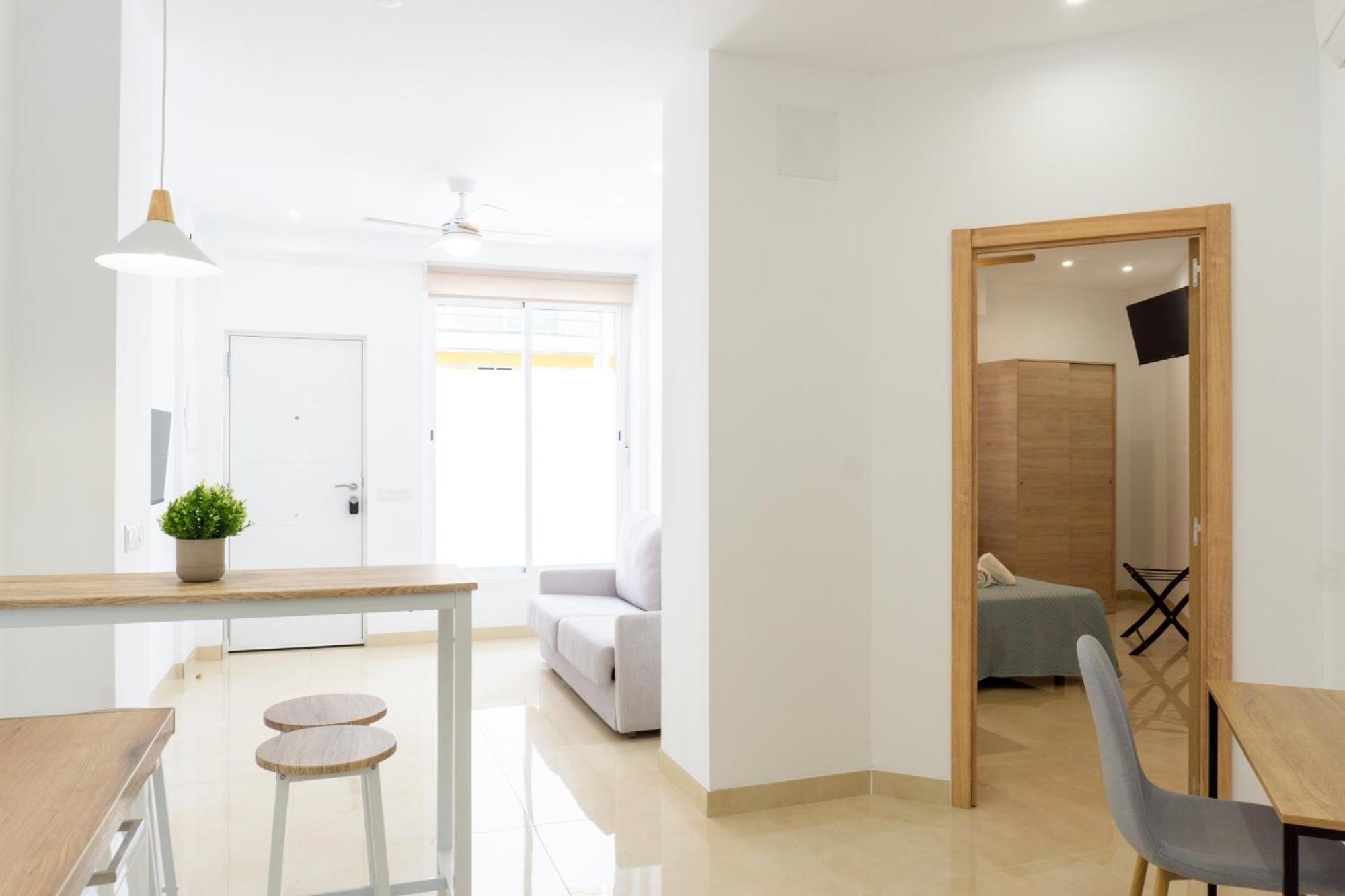 New Style Apartment Malaga Luaran gambar